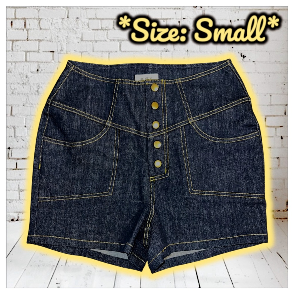 NWT: Unique Vintage High-Waist Button Fly Jean Shorts (SIZE SMALL)